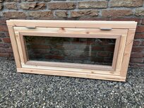 Douglas uitzetraam 99x49 met dubbel glas