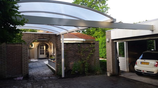 Dubbele Boog Carport 406cm diep Zonder tussenstaanders