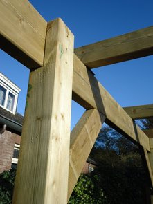 Staander 9x9x300cmm vuren geïmpregneerd